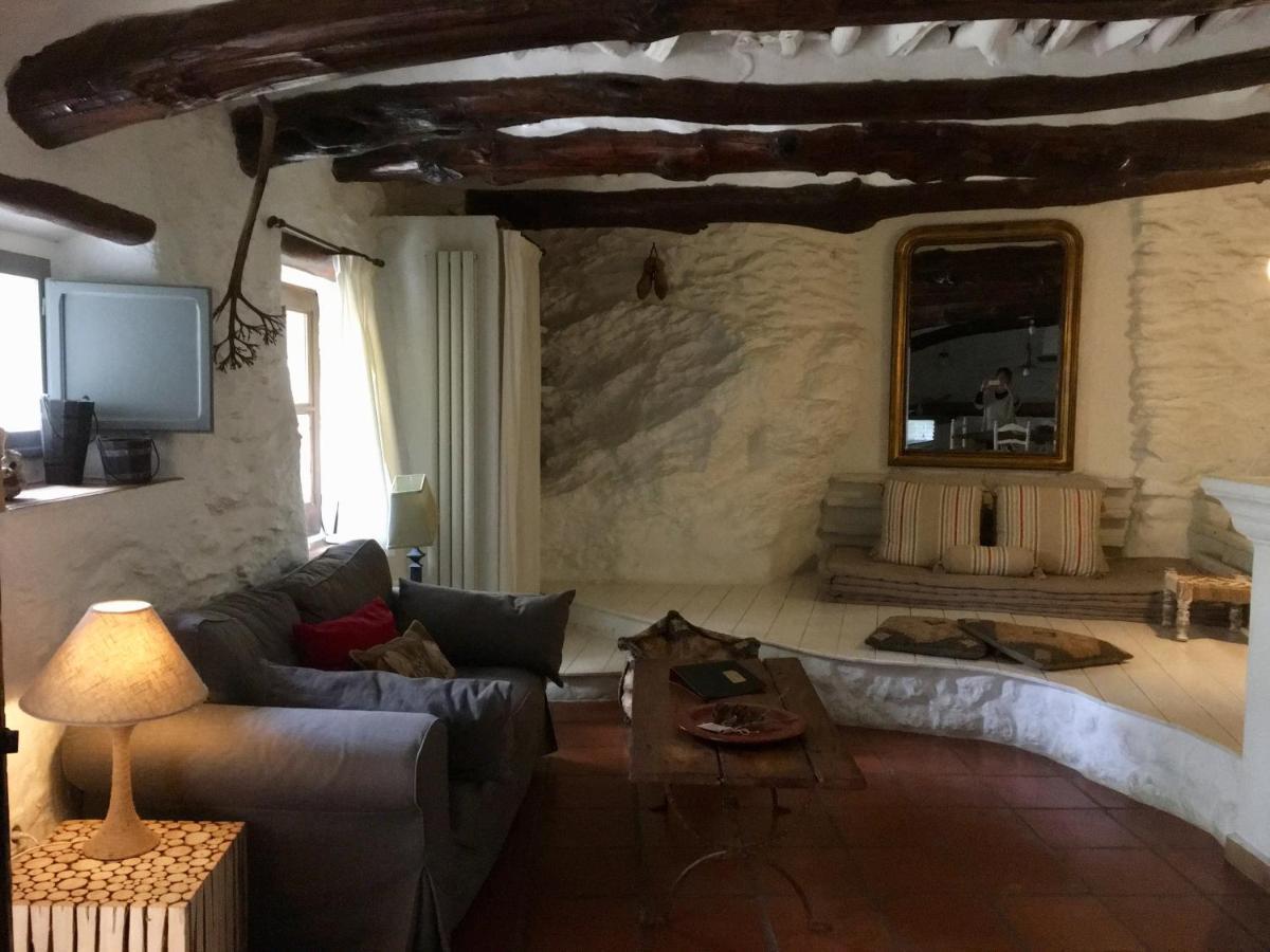 Vila Cortijo La Vinuela Atalbeitar Exteriér fotografie
